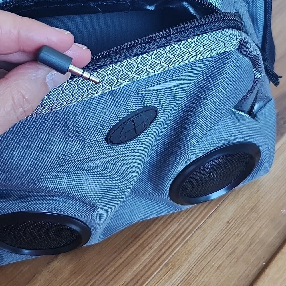 Don Julio 1942 - Cooler bag With 2 Speakers. - Picture 9 of 10